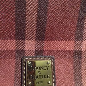 Dooney & Bourke small shoulder purse